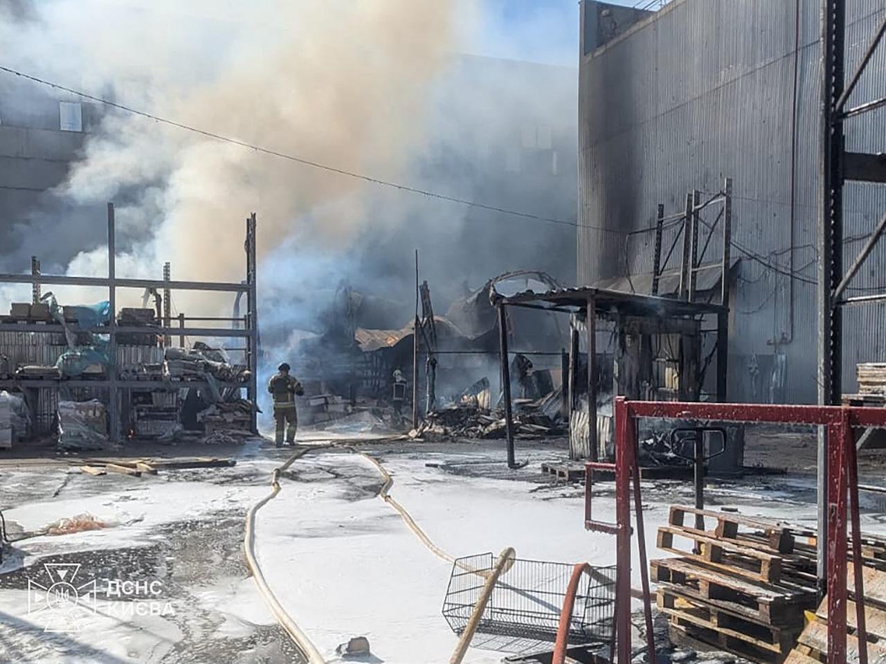 This handout photograph, taken and released by the Ukrainian State Emergency Service on October 8, 2026. (AFP Photo)