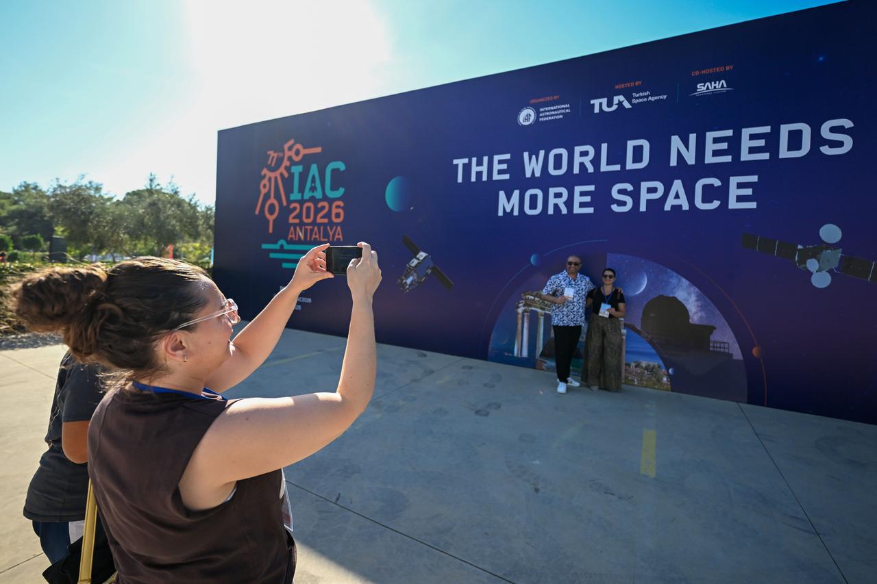 People visit the 77th International Astronautical Congress (IAC 2026) on its last day open to public at the NEST Congress Center in Antalya, Türkiye, Oct. 9, 2026. (AA Photo)