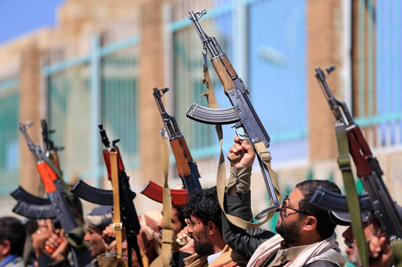 Riyadh won't agree to Houthi truce until Yemen retakes lost land