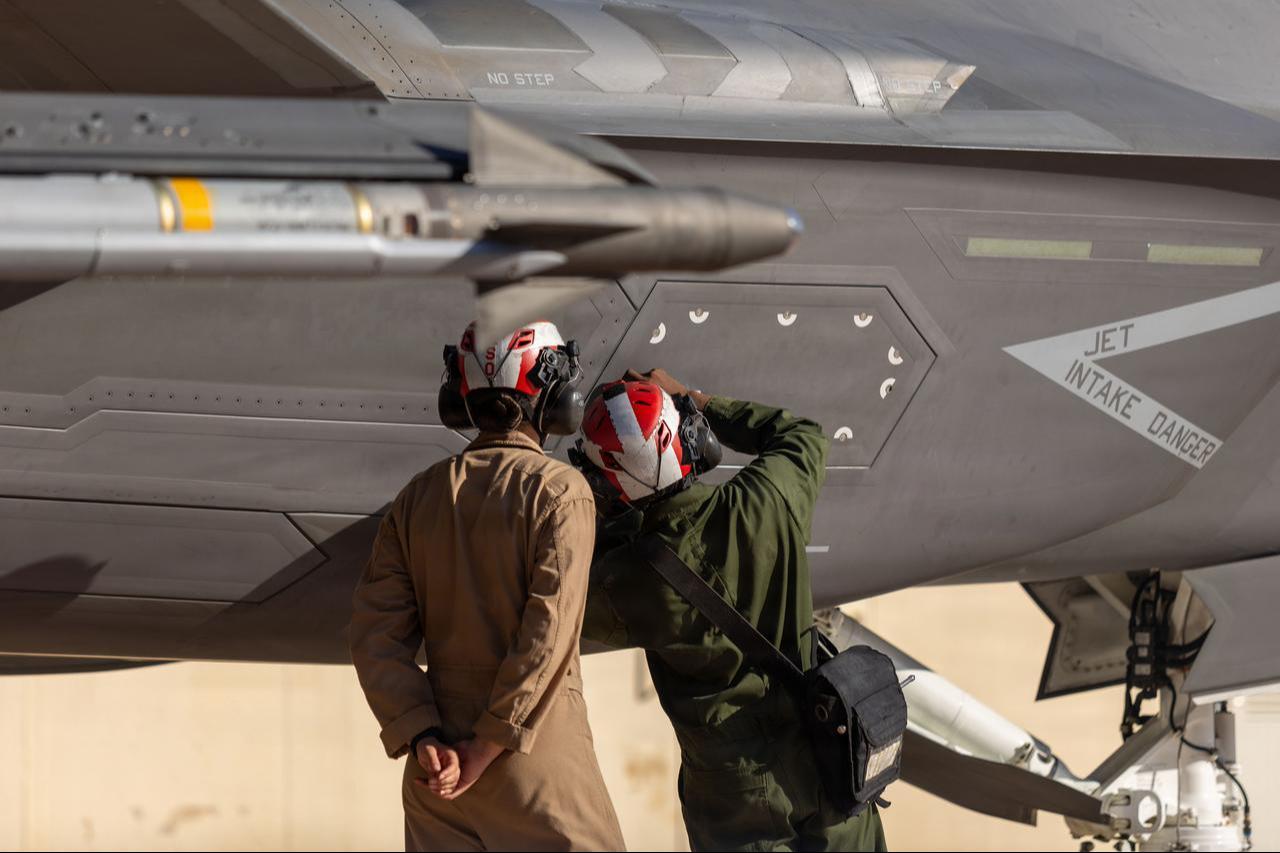 U.S. Marines execute aircraft ordnance arming procedures in the U.S. Central Command area of responsibility, Aug. 21, 2026. (Photo via U.S. Marine Corps)