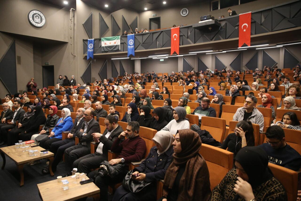The documentary 'Surreal Syria,' which focuses on testimonies from people who left regime prisons after the Syrian revolution and their stories of rebuilding their lives, met audiences in Bursa on 31 January 2026. (AA Photo)