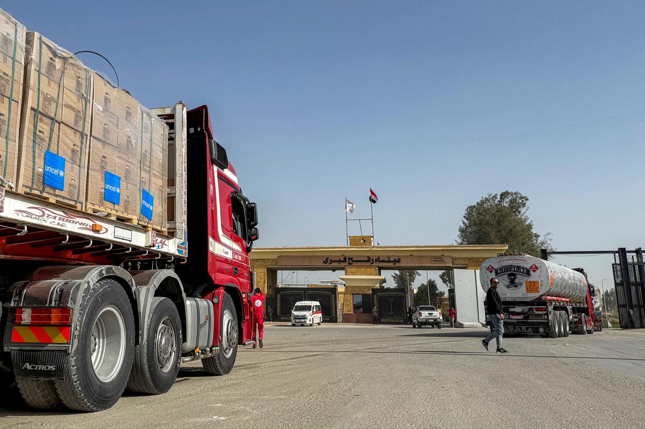 Rafah border crossing to reopen for limited travel as part of Gaza truce