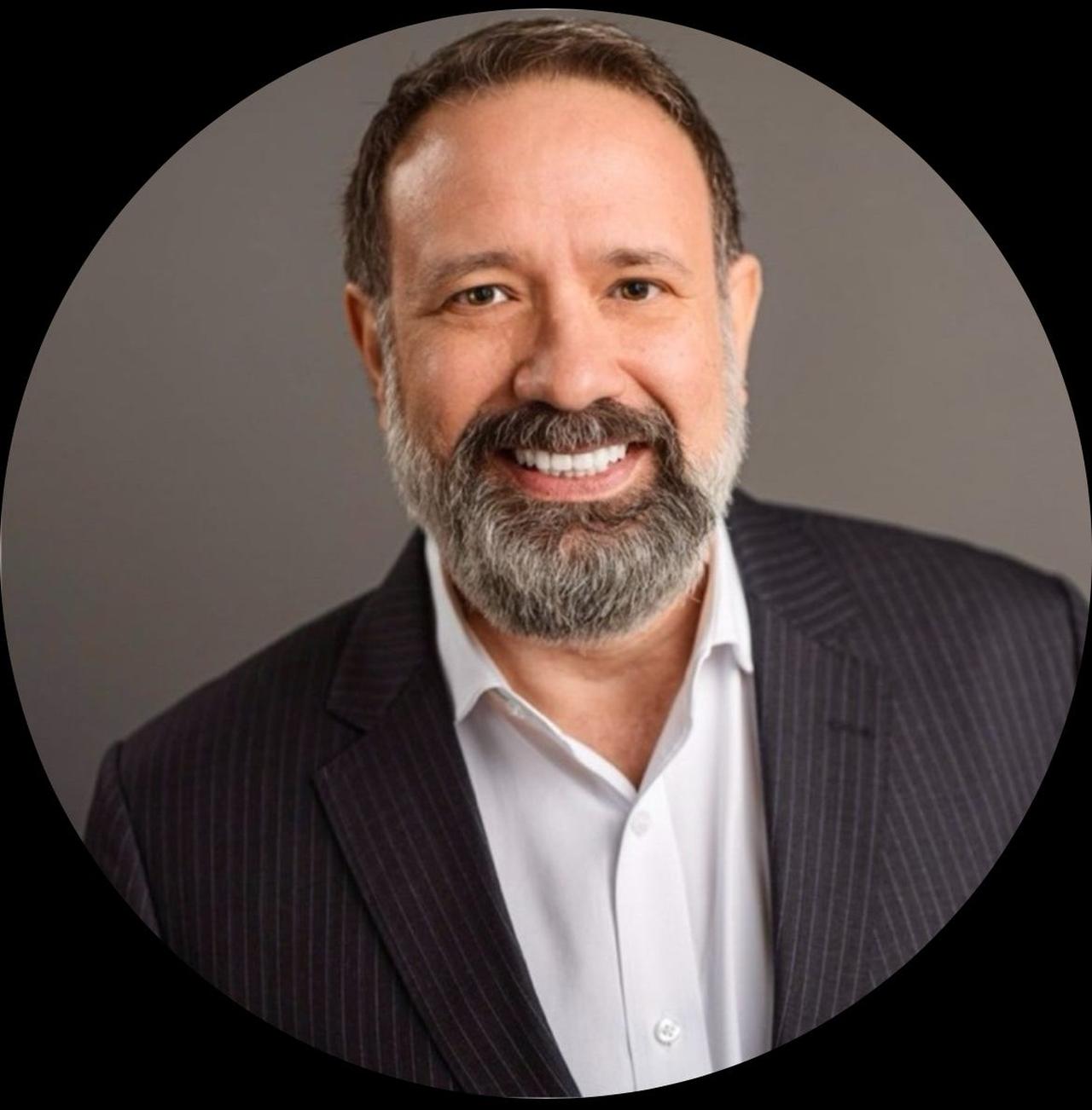 'Myth of the lone spy': Former CIA Caracas chief Rick de la Torre takes on Venezuela