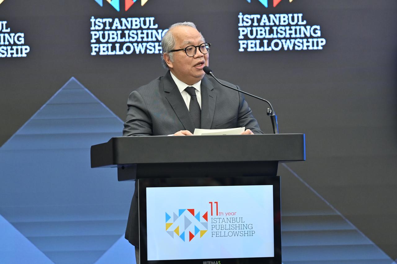 Darianto Harsono, Consul General of Indonesia in Istanbul, addresses participants during the opening ceremony of the Istanbul Publishing Fellowship in Istanbul, Türkiye, Feb. 10, 2026. (Photo via Istanbul Publishing Fellowship)