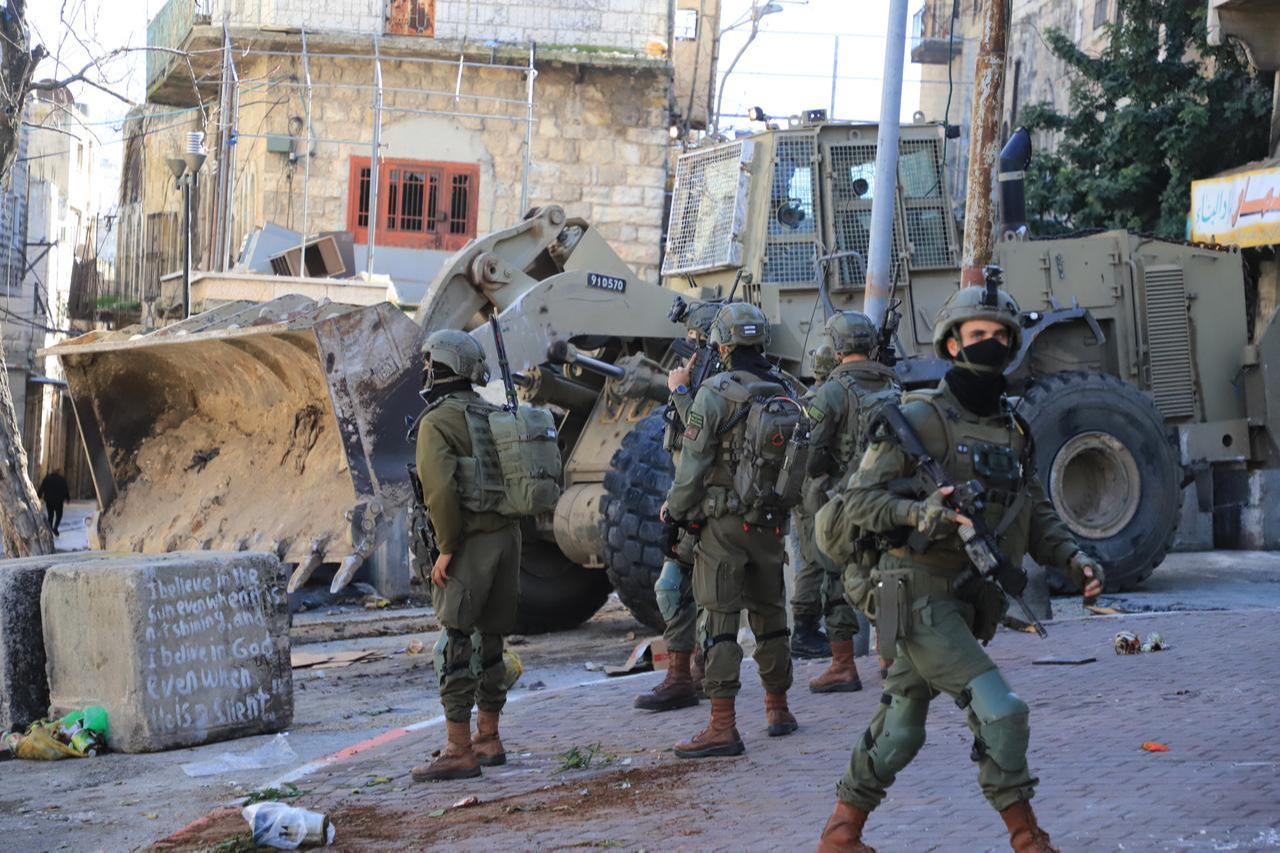 Israeli forces carry out a raid on the city of Hebron, the West Bank, on January 31, 2026. (AA Photo)