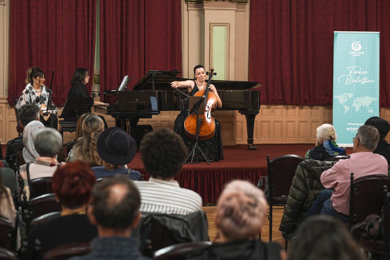 'Trio Alla Turca' brings East and West together in Sarajevo concert