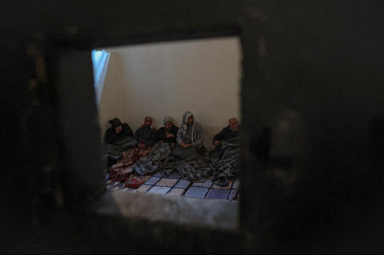 Members of Daesh, released by the SDF, are seen at Shaddadi Prison in Al Hasakah, Syria on Jan. 20, 2026. (AA Photo)