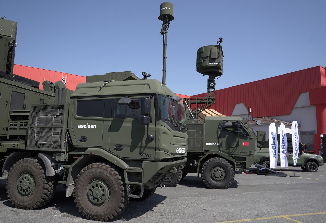 Aselsan introduces its air defense systems during the 17th International Defense Industry Fair 2025 (IDEF) at Istanbul Expo Center in Istanbul, Türkiye, July 23, 2025. (AA Photo)