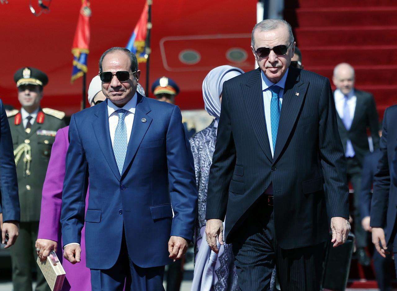 Turkish President Recep Tayyip Erdogan (R) arrives in Cairo, Egypt’s capital, aboard the special aircraft “TUR” for an official visit and is welcomed by Egyptian President Abdel Fattah al-Sisi (L) at Cairo International Airport, on February 04, 2026. (TUR Presidency/AA Photo)
