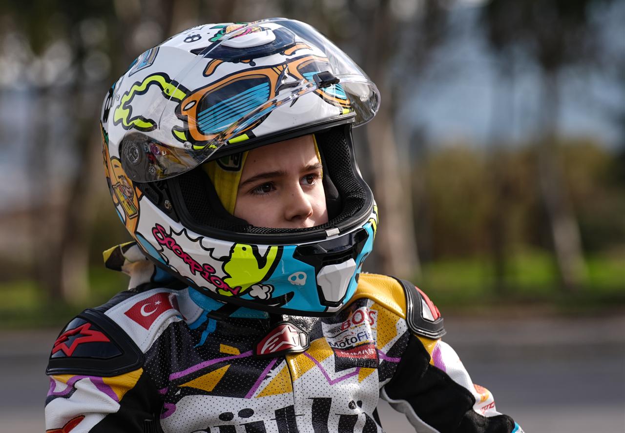 Turkish champion Atlas Pars Pehlivan practices supermoto riding during a training session in a parking lot in Izmir, Türkiye, Feb. 14, 2026. (AA Photo)