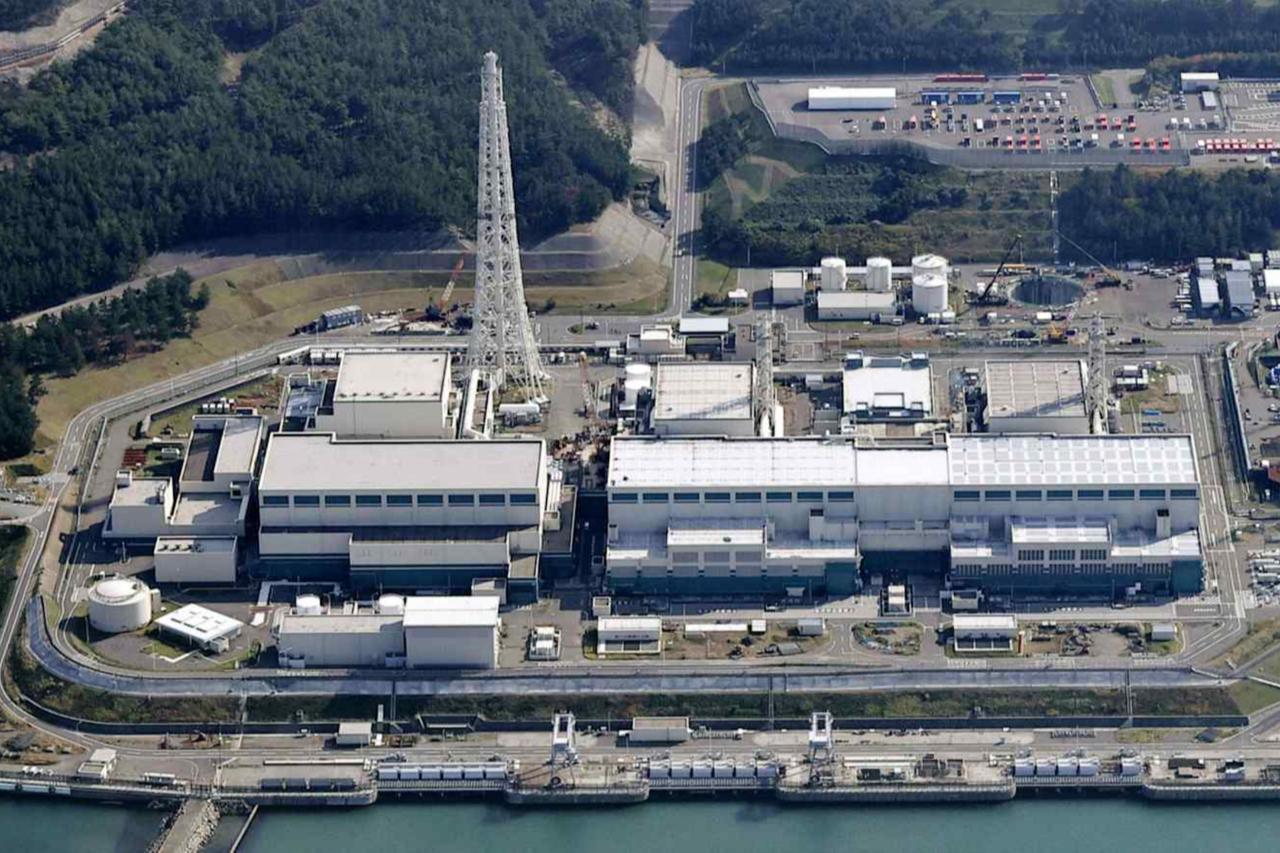 Japan restarts power flow at world’s largest nuclear plant