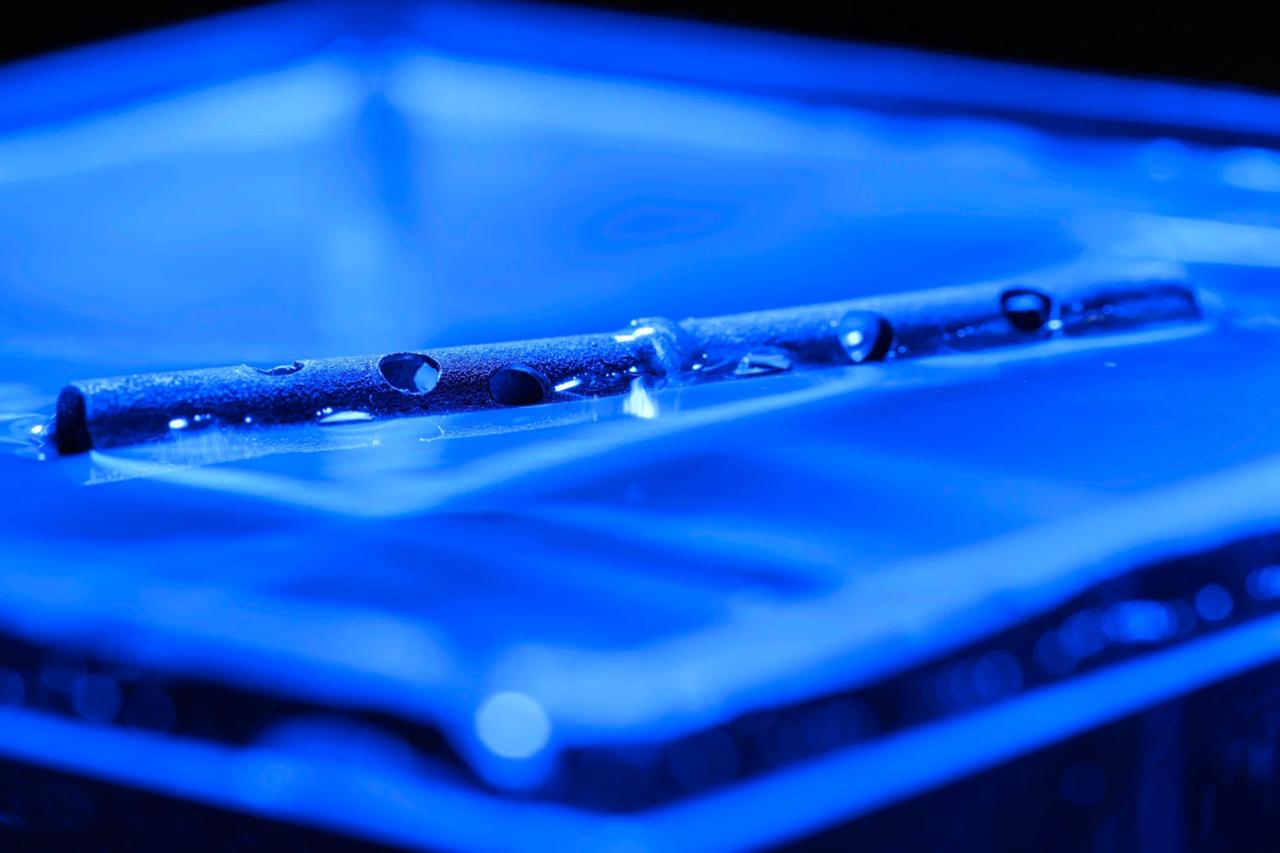 ‘Unsinkable’ aluminum tubes could unlock ocean’s energy potential