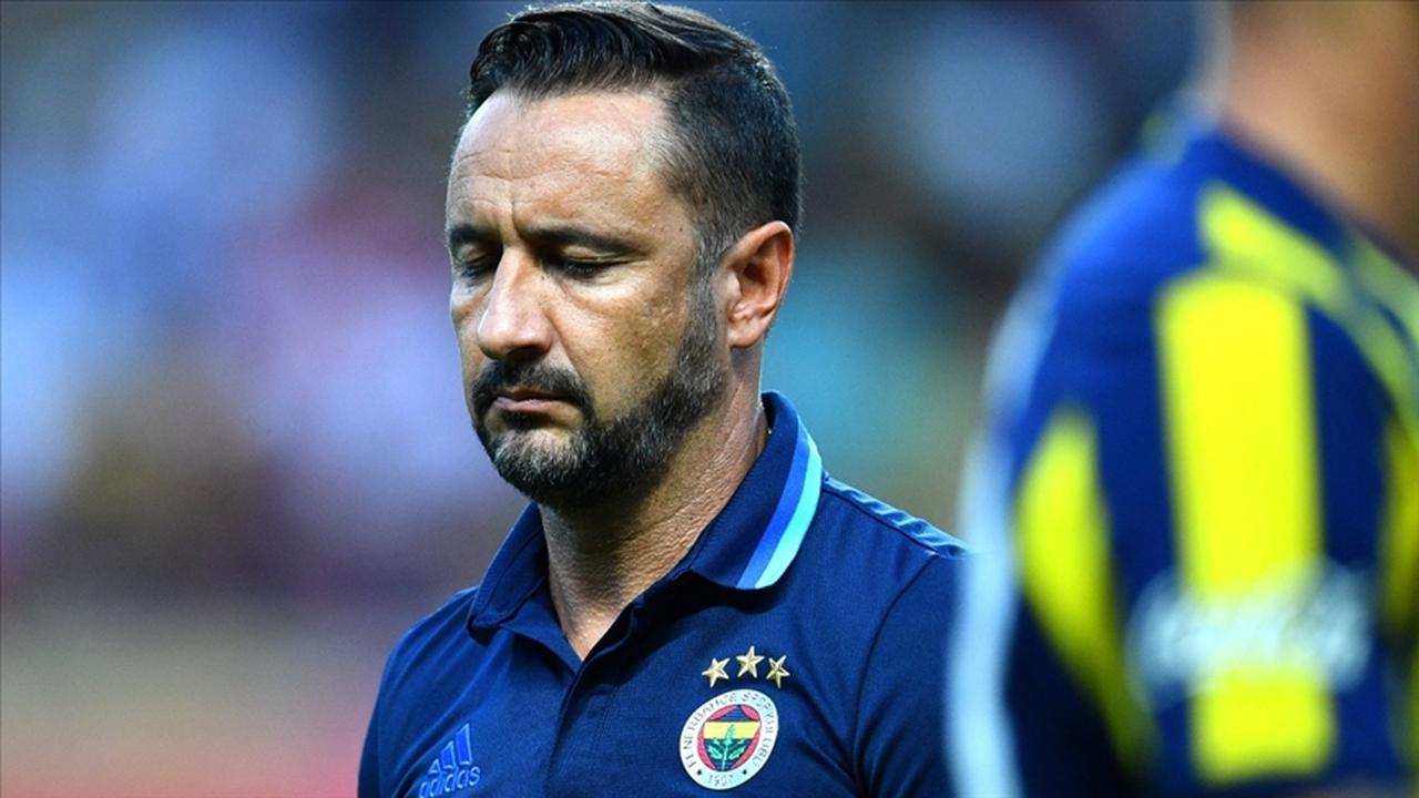 Vitor Pereira during his tenure with Fenerbahce; the Portuguese coach is now set to face his former club as head coach of Nottingham Forest. (AA Photo)