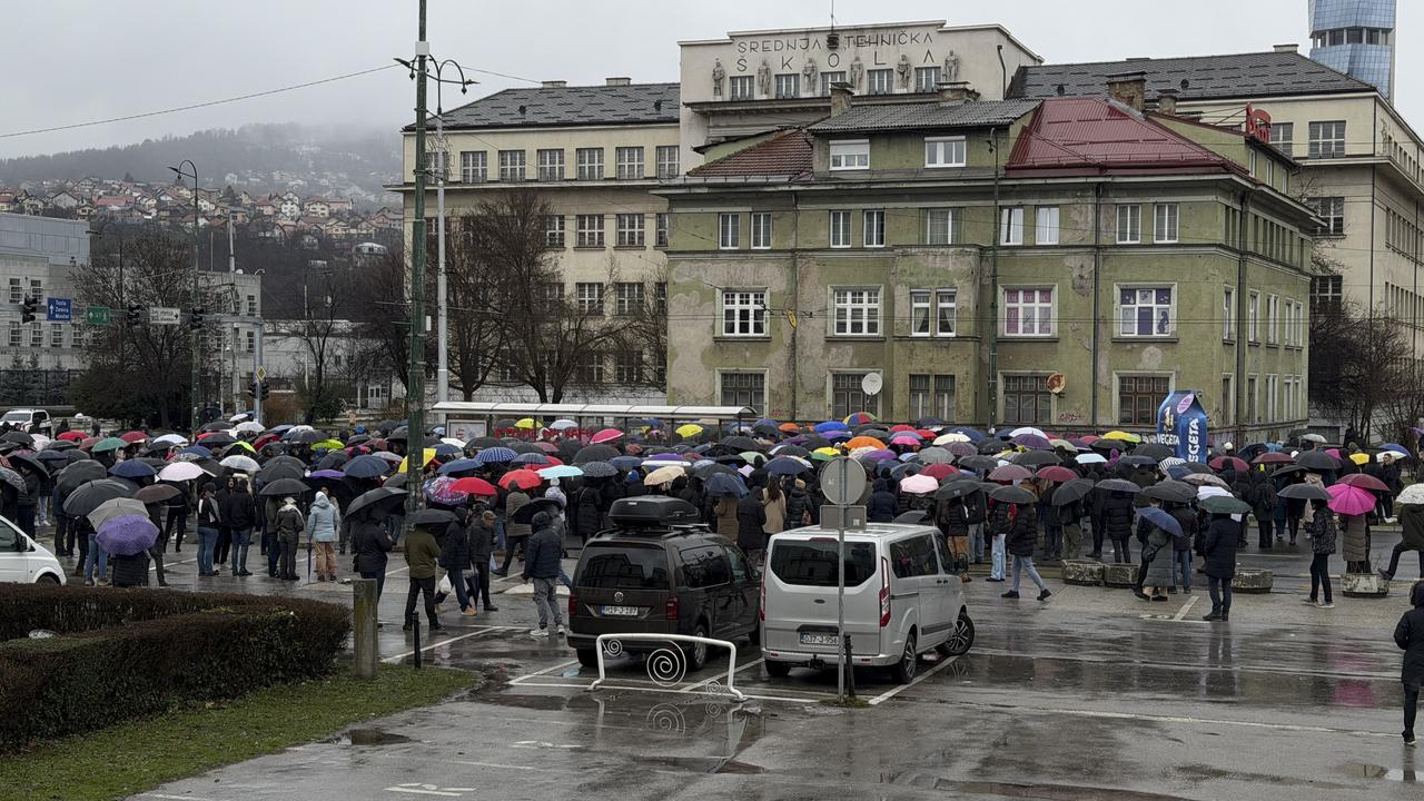 Sarajevo Canton PM Nihad Uk resignes after the accident as people stage a demonstration following an accident in which a tram derailed and struck people waiting at a stop, killing one person, in Sarajevo, Bosnia and Herzegovina on February 15, 2026. (AA Photo)
