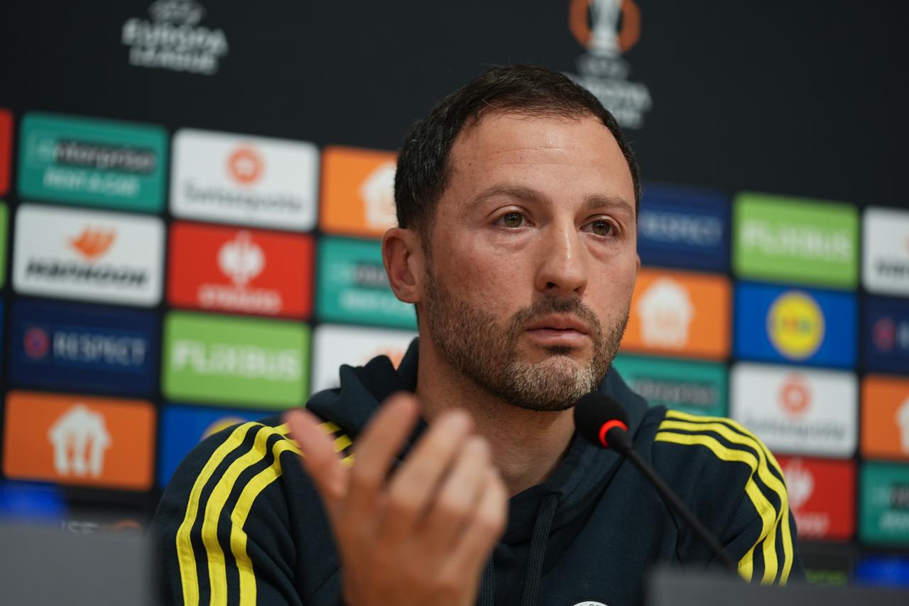 Head Coach of Fenerbahce Domenico Tedesco speaks during the press conference ahead of the UEFA Europa League round of 16 play-off first leg match between Fenerbahce v Nottingham Forest at Can Bartu Facilities in Istanbul, Türkiye, Feb. 18, 2026. (AA Photo)