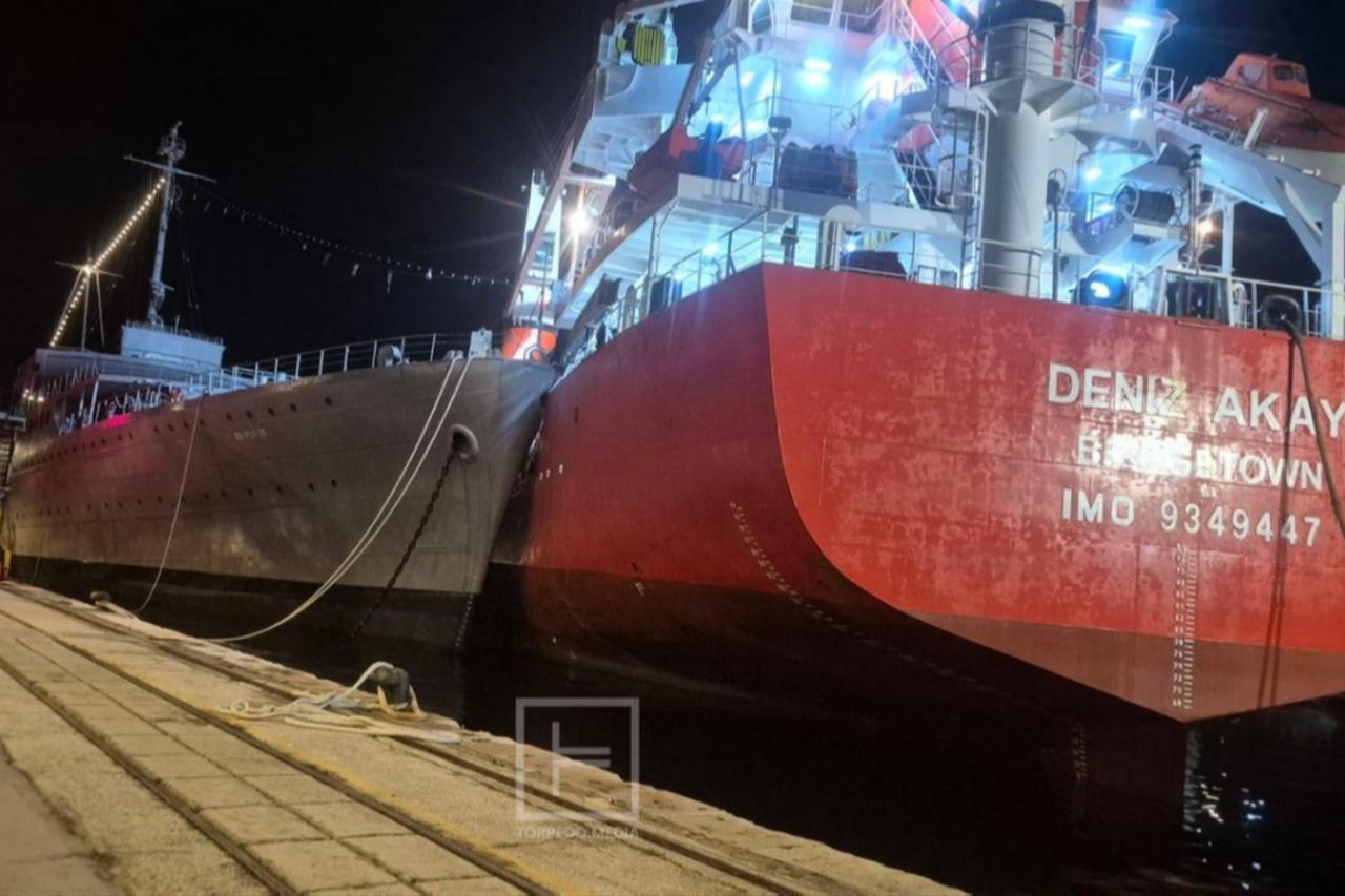 Turkish cargo ship loses control in storm, strikes Tito’s legendary Galeb