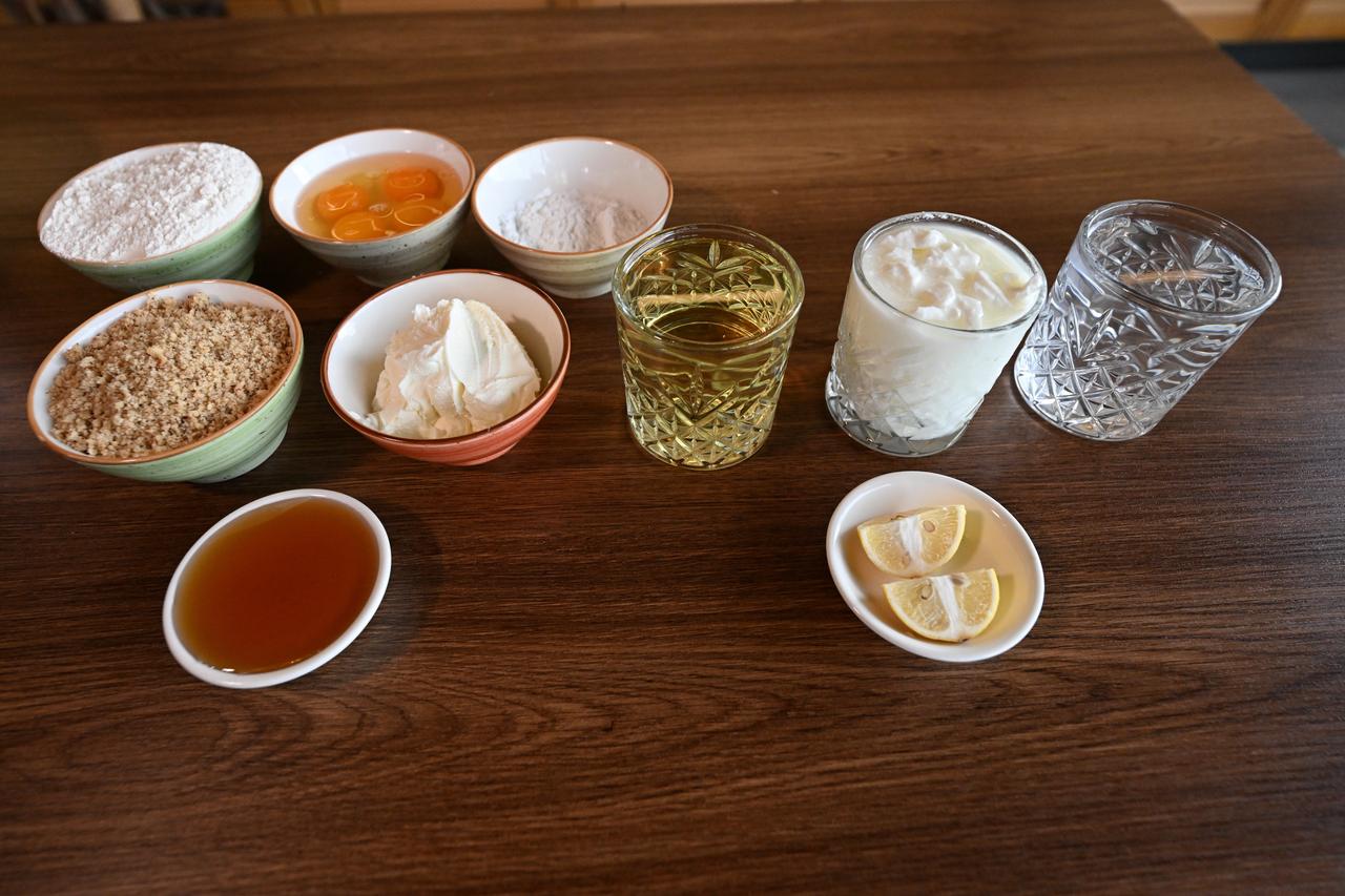 Ingredients used to prepare the traditional Melenguccegi dessert are displayed during a culinary presentation in Duzce, Türkiye, Feb. 18, 2026. (AA Photo)