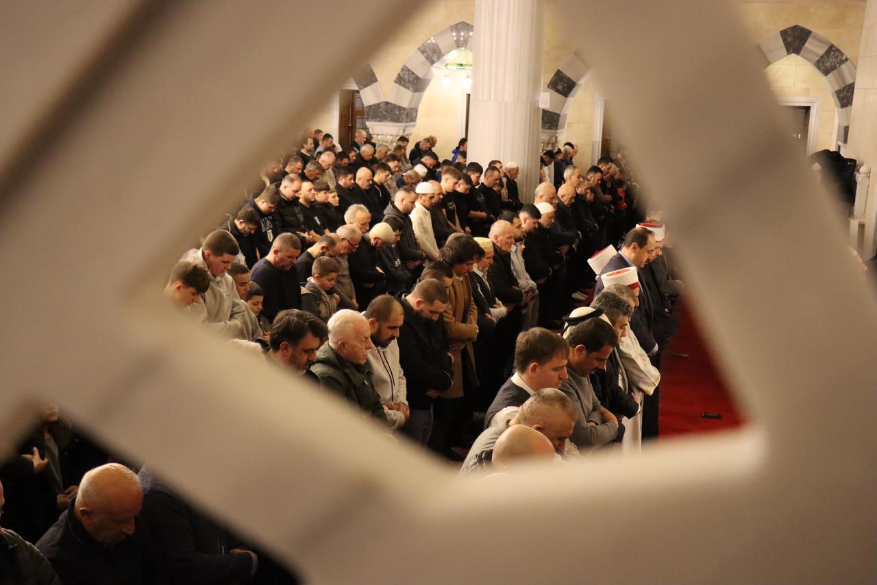 Muslims gather at Skopje Mosque to perform first Tarawih prayer of Ramadan in Skopje, North Macedonia, Feb. 18, 2026. (AA Photo)