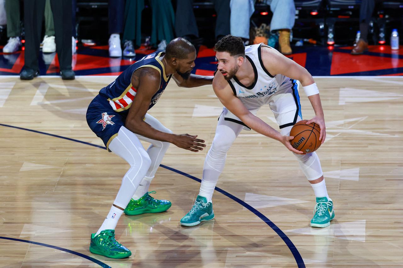 Durant refuses to acknowledge burner account that targeted Alperen Sengun