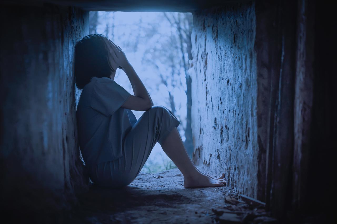 Investigation reveals London gangs prey on vulnerable teenage girls