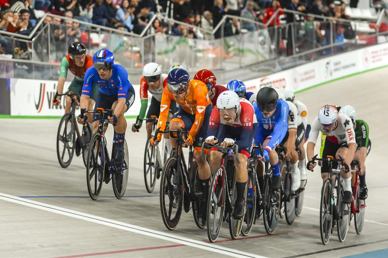 Atheletes compete at Men's elimination race final during 2026 UEC Track Cycling European Championships, organized in collaboration between the Turkish Cycling Federation and the European Cycling Union (UEC), in Konya, Türkiye, Feb. 1, 2026. (AA Photo)