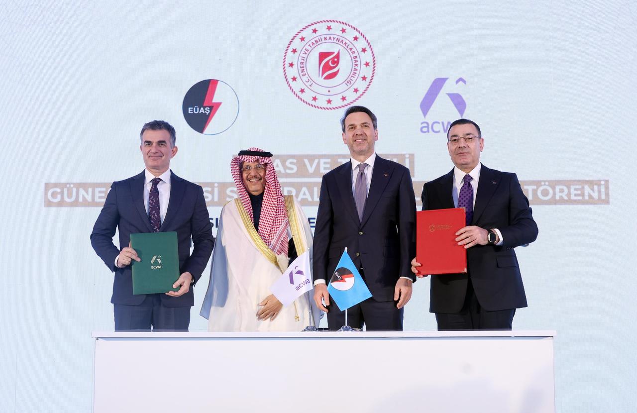 Energy and Natural Resources Minister Alparslan Bayraktar (second right) and Acwa Power and EUAS executives pose after signing agreements for a 5 GW renewable energy investment program in Istanbul, Türkiye, Feb. 20, 2026. (Photo via X/@aBayraktar1)