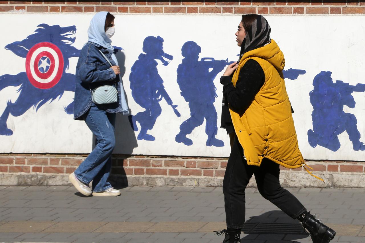 Daily life continues in Tehran, Iran as the second round of nuclear negotiations between Iran and the United States begins in Geneva on Feb. 17, 2026. (AA Photo)