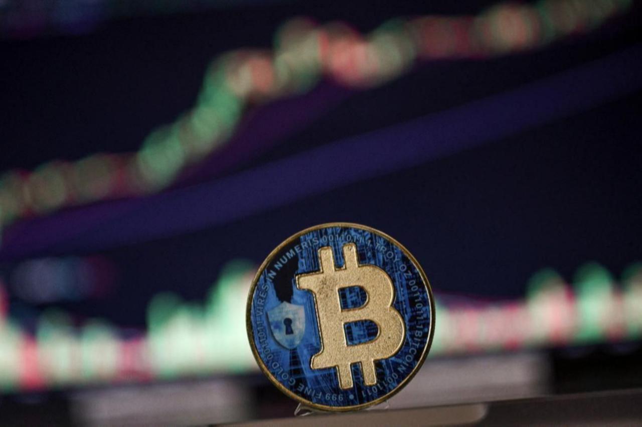 Bitcoin falls below $65K as tariff tensions weigh on crypto
