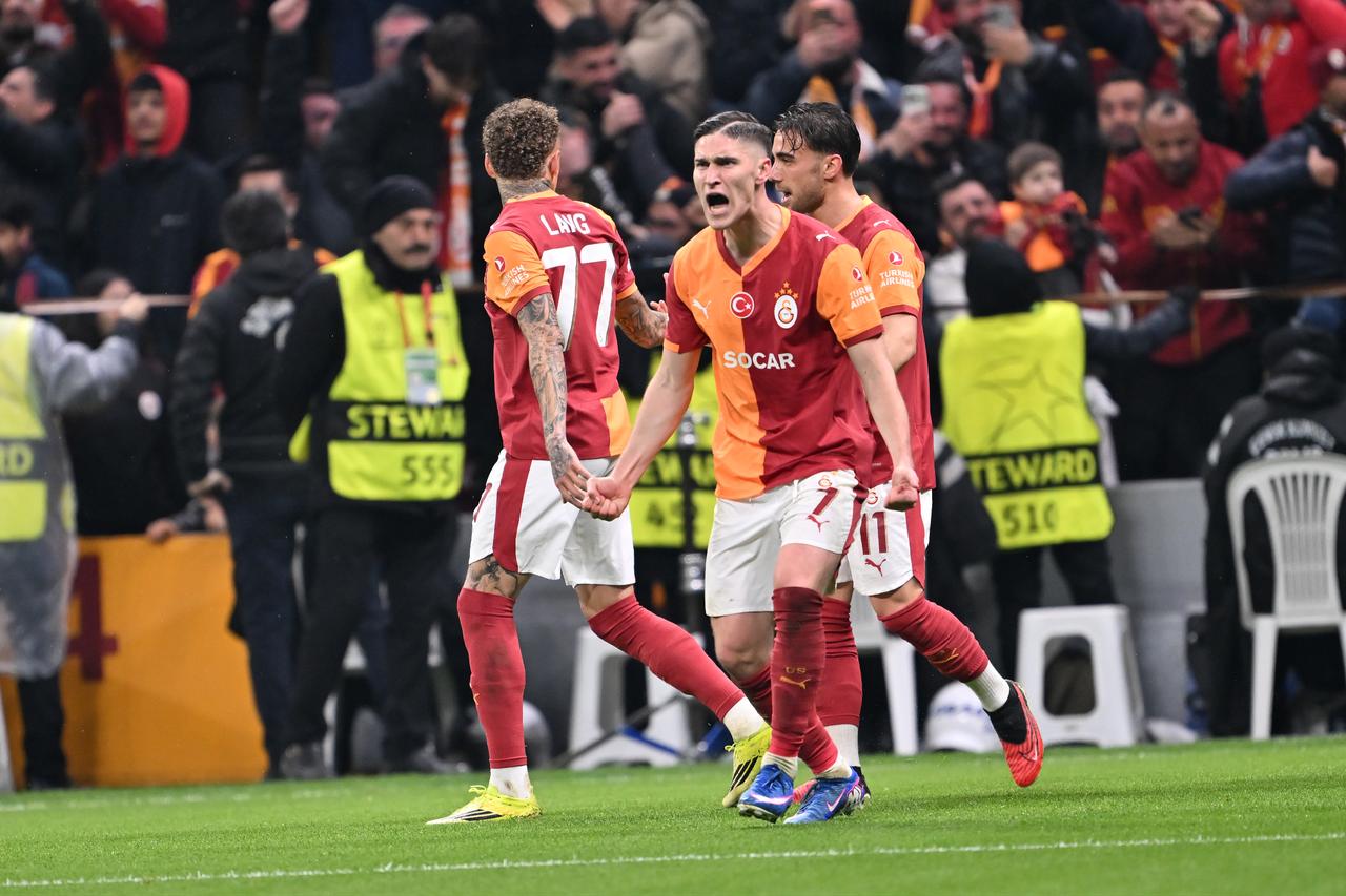 Galatasaray one step from Champions League last 16 as Juventus showdown looms