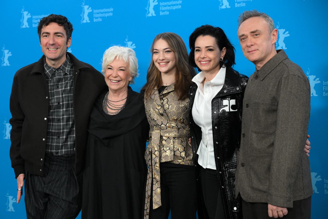 (From L-R) Director Ilker Catak, Ipek Bilgin, Leyla Smyrna Cabas, Ozgu Namal, and Tansu Bicer pose during a photo call for the film "Yellow Letters" presented in competition at the 76th Berlinale, Berlin, Germany, February 13, 2026. (AFP Photo)