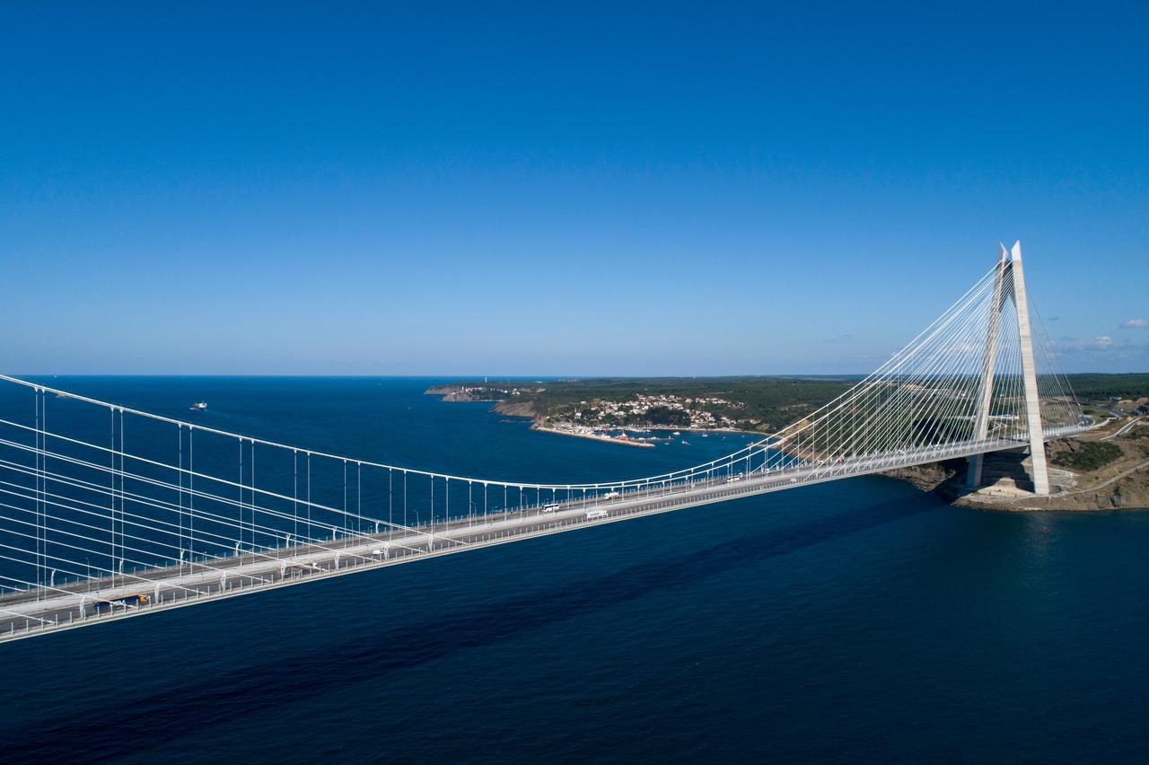 Aerial view of the Yavuz Sultan Selim Bridge crossing the Bosphorus in Istanbul, Türkiye. (Adobe Stock Photo)