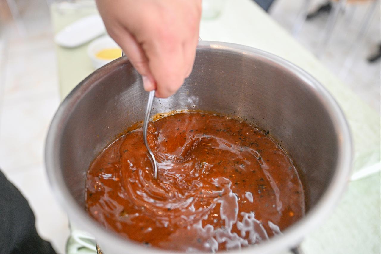 A chef stirs wedding soup as it cooks slowly, reflecting a long-standing culinary tradition in Kayseri, Türkiye, Feb. 24, 2026. (AA Photo)