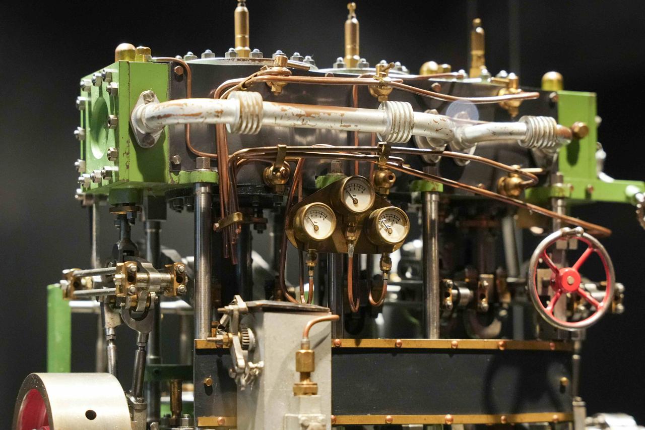 An early engine model showcasing the evolution of industrial power systems is presented as part of the Het Van Osch industrial heritage exhibition at the Rahmi M. Koc Museum in Istanbul, Türkiye, Feb. 25, 2026. (AA Photo)
