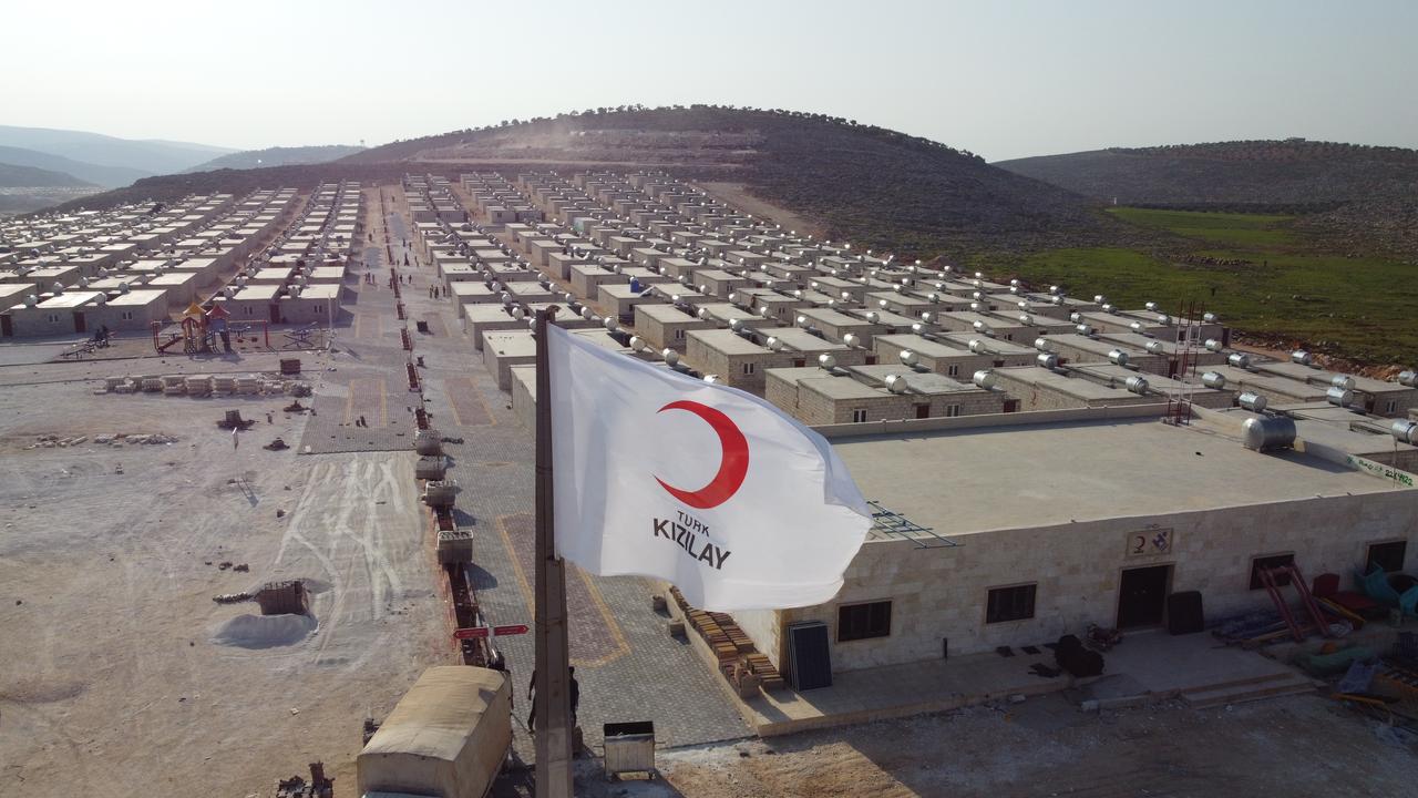 A Turkish Red Crescent-run refugee camp inside Syria. (Photo: Kizilay)