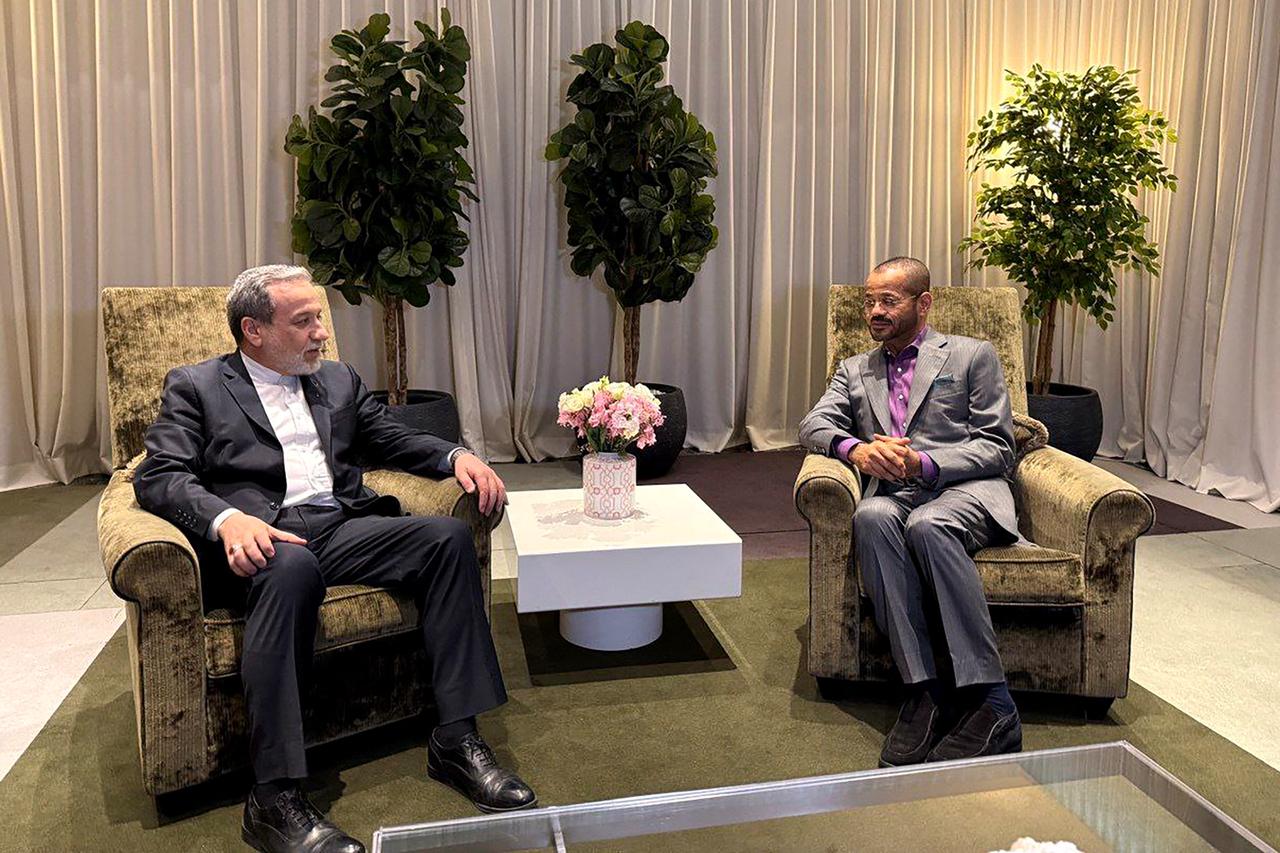 Iran says no nuclear arms as US cites evidence of rebuilding