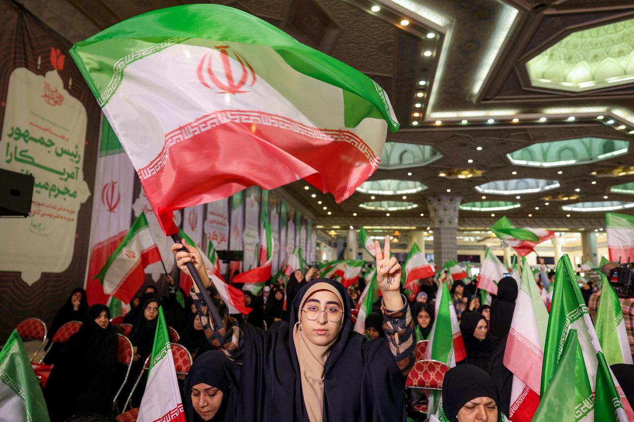 US, Israel clash over scale of Iran strike