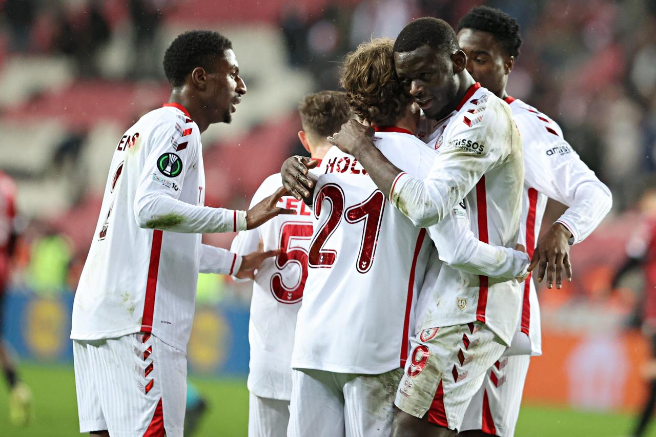 Samsunspor passes Rayo Vallecano test with draw