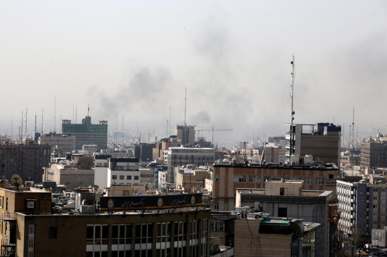 How the United States and Israel coordinate their strikes inside Iran