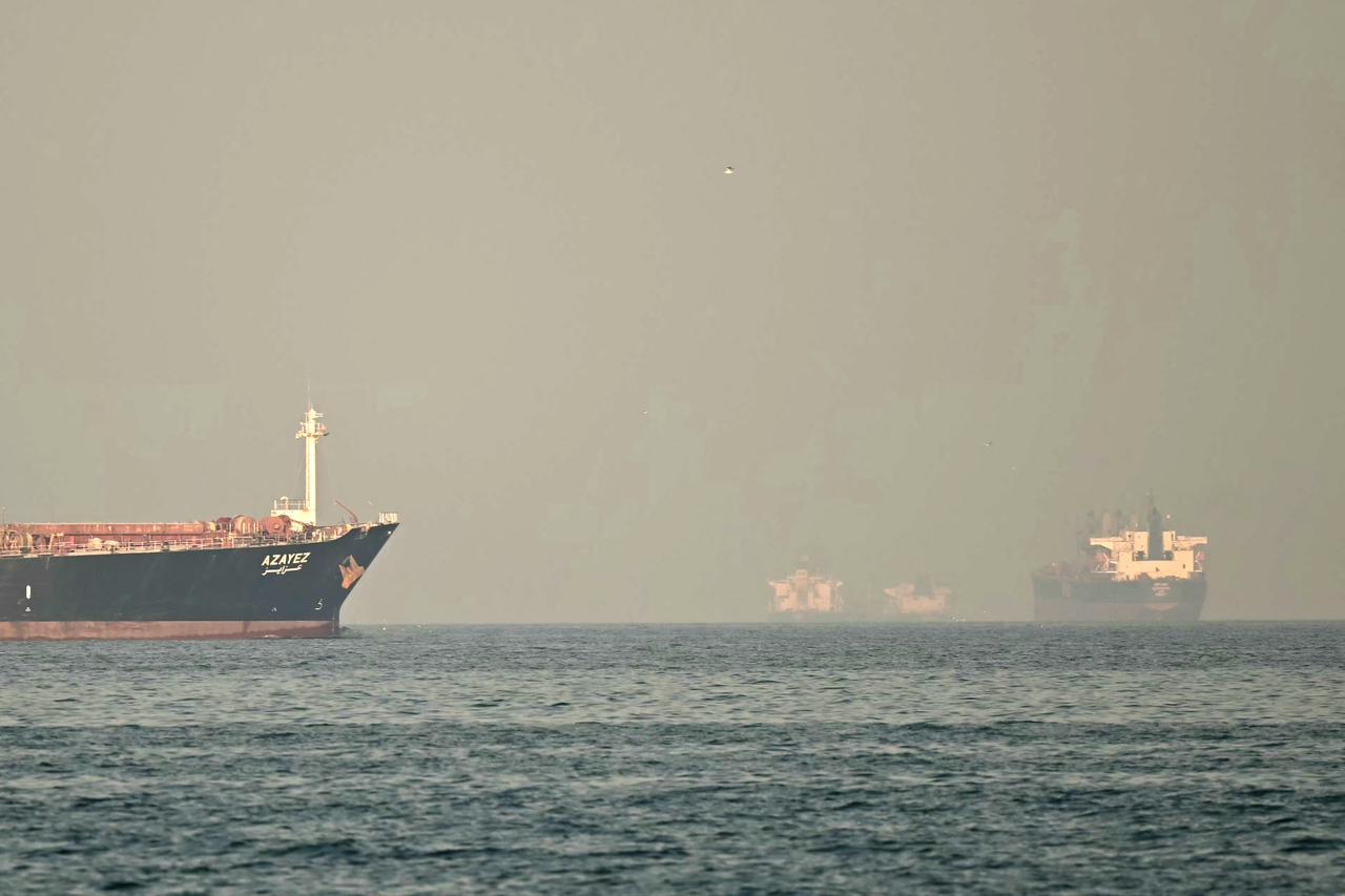 Iran warns 'no ship allowed' through Strait of Hormuz