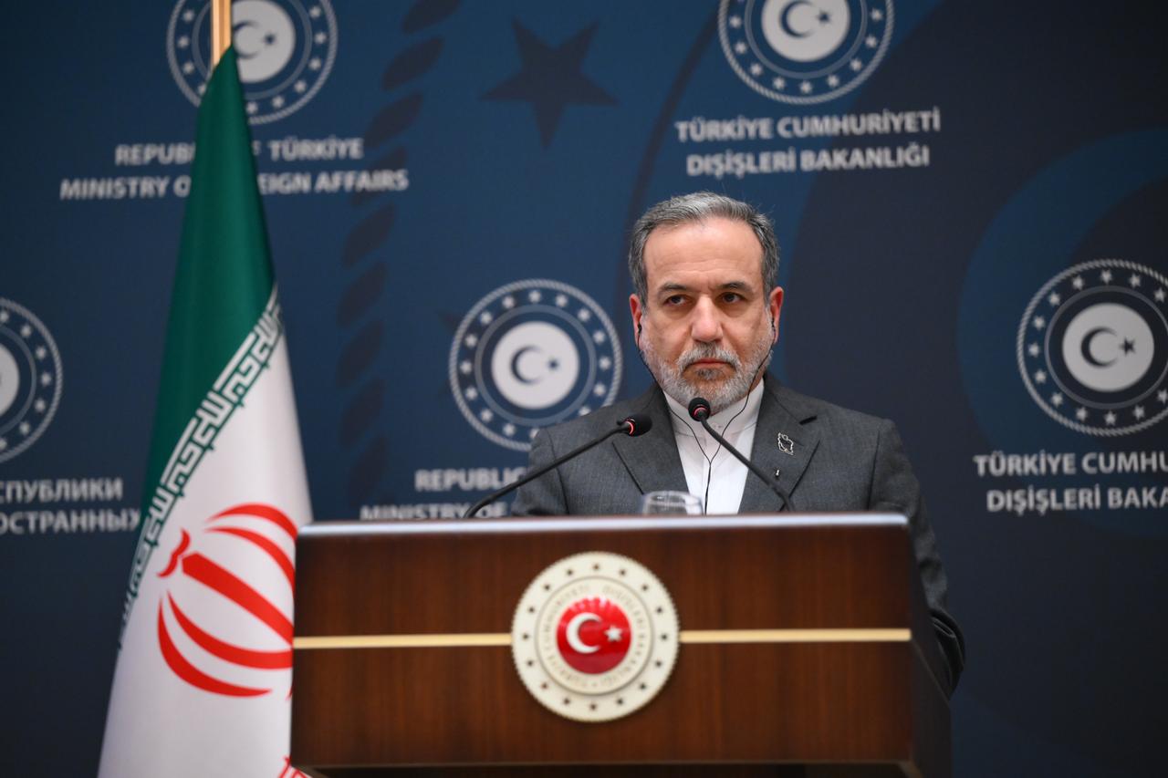Istanbul talks: Sole mandate to avert US–Iran conflict