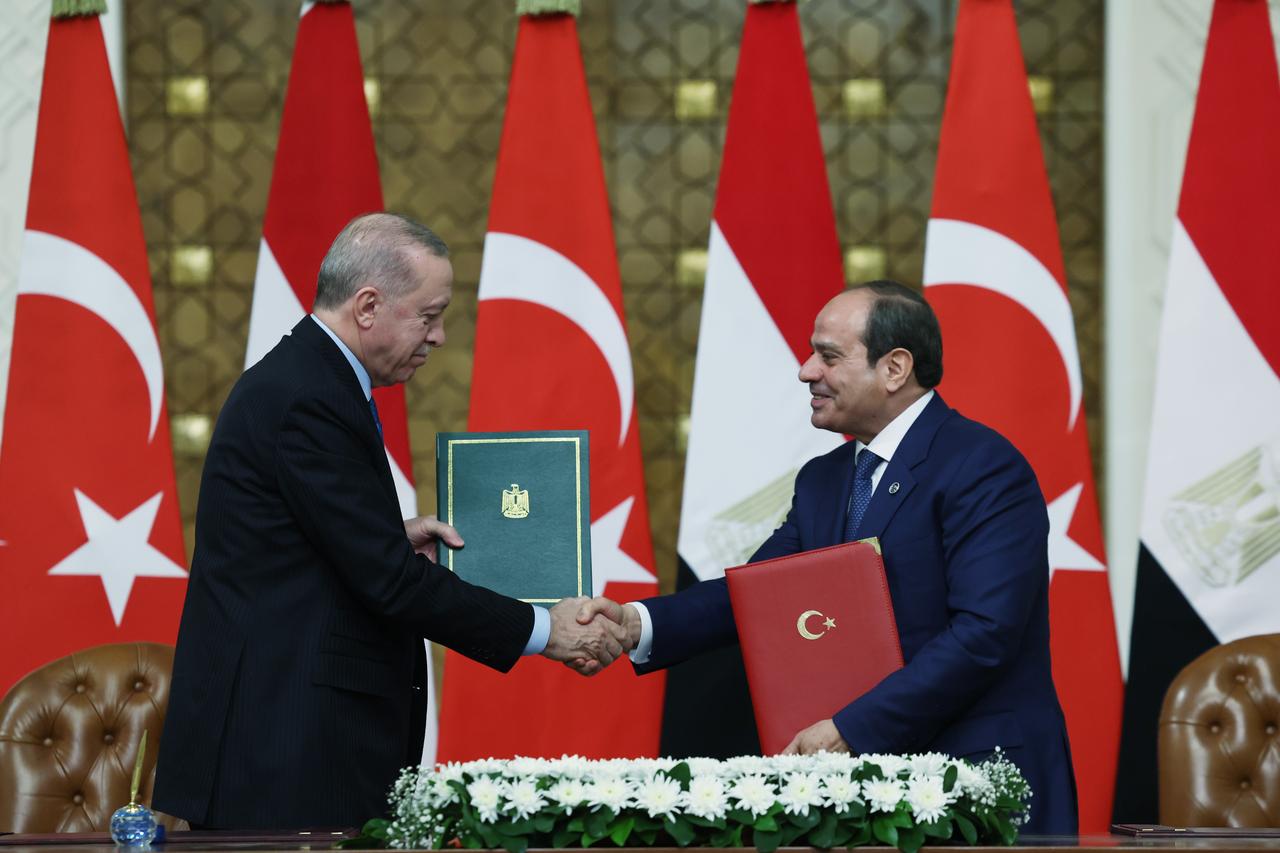 Türkiye, Egypt sign strategic agreements as presidents pledge deeper cooperation