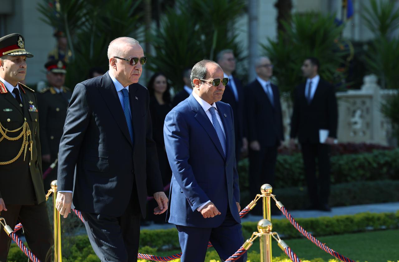 President Recep Tayyip Erdogan is welcomed by Egyptian President Abdel Fattah al-Sisi with an official ceremony in Cairo, Egypt on Feb. 4, 2026. ( TCCB / Anadolu Agency )