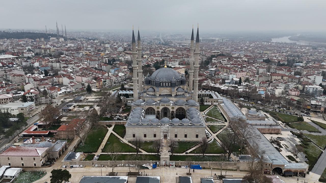 An aerial view shows the Selimiye Mosque complex in Edirne, northwestern Türkiye, Feb. 4, 2026. (IHA Photo)