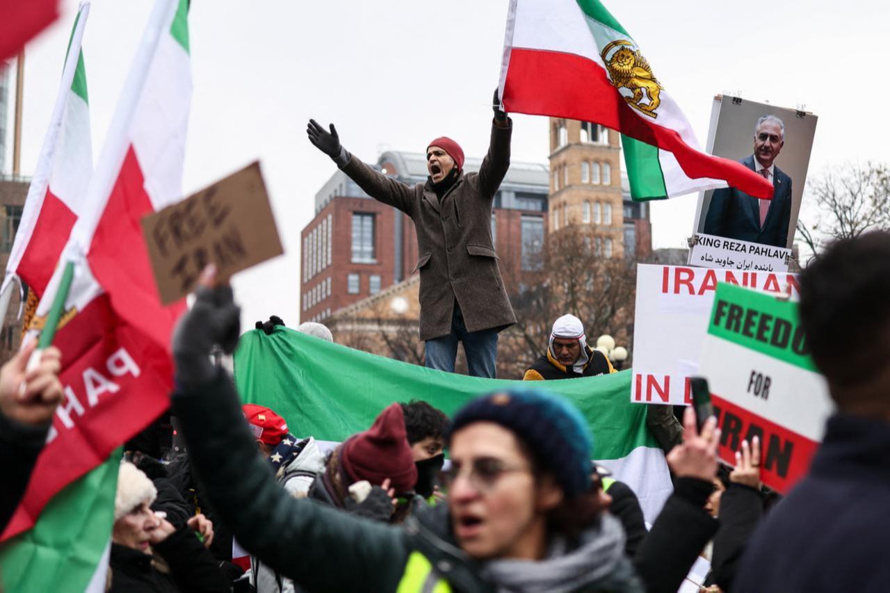 US embassy warns Americans to leave Iran ‘now’