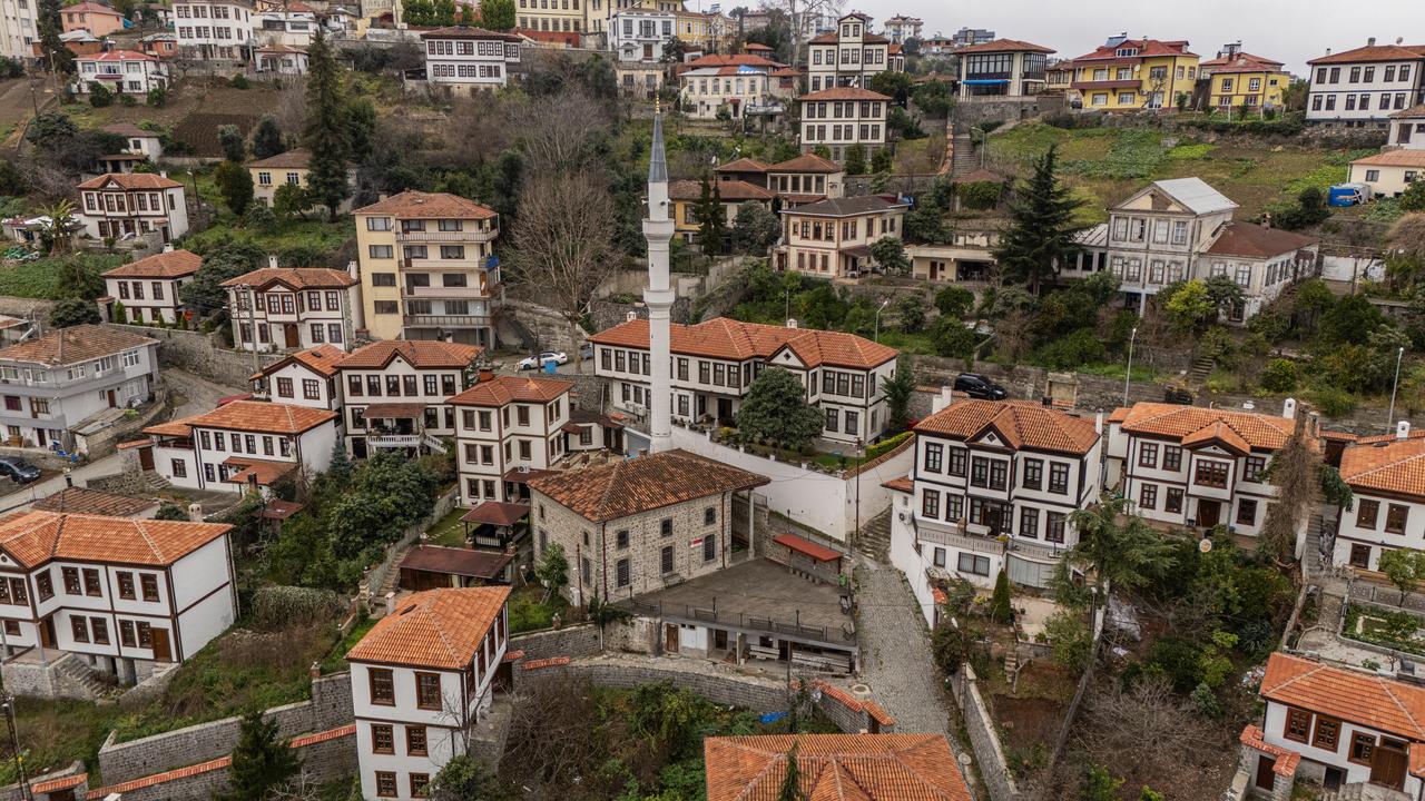 Cobblestone streets and traditional stone-and-wood houses make Orta Mahalle a prominent cultural tourism destination in Trabzon. Türkiye, February 7, 2026. (AA Photo)