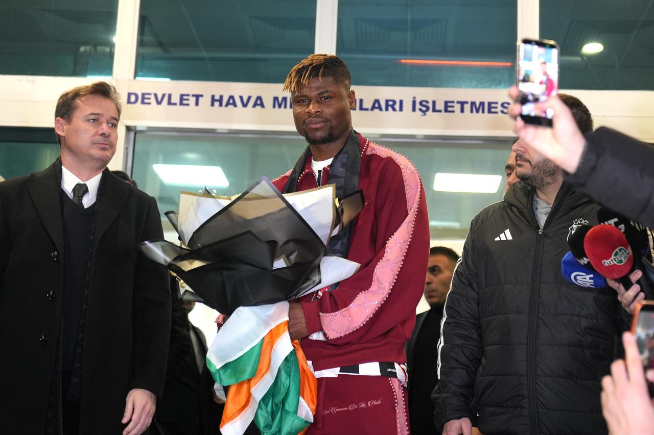 New Besiktas signing Agbadou targets trophies with Istanbul club