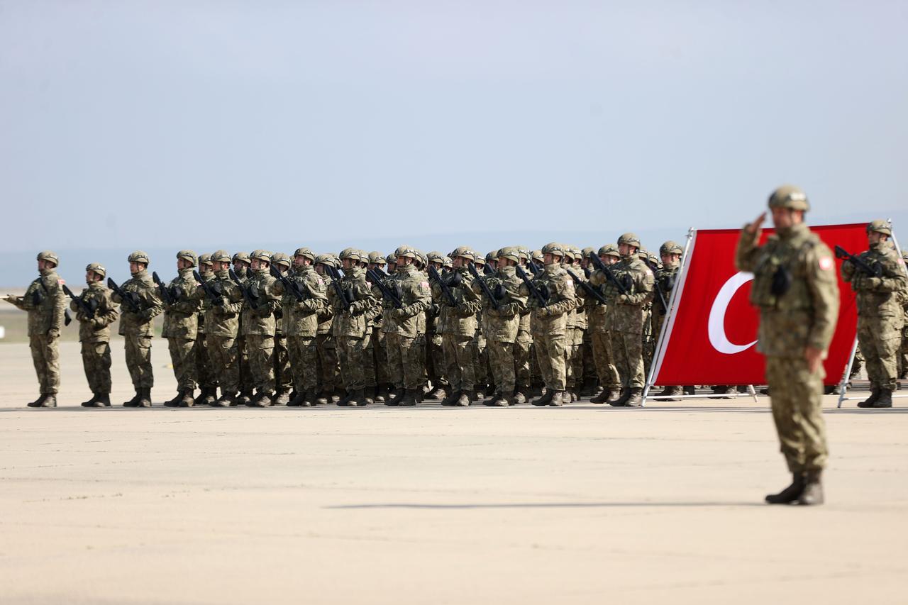 Troops of the 66th Mechanized Infantry Brigade Command are seen during a ceremony before departing for Germany as part of the NATO exercise Steadfast Dart 2026 in Tekirdag, Feb. 7, 2026. (AA Photo)