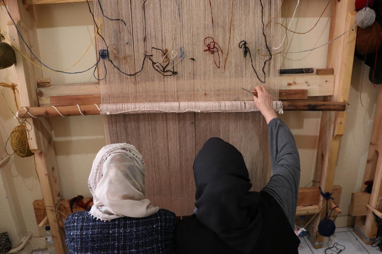 Women attend a carpet-weaving course in Yahyali, a district of Kayseri, central Türkiye, Feb. 7, 2026. (AA Photo)