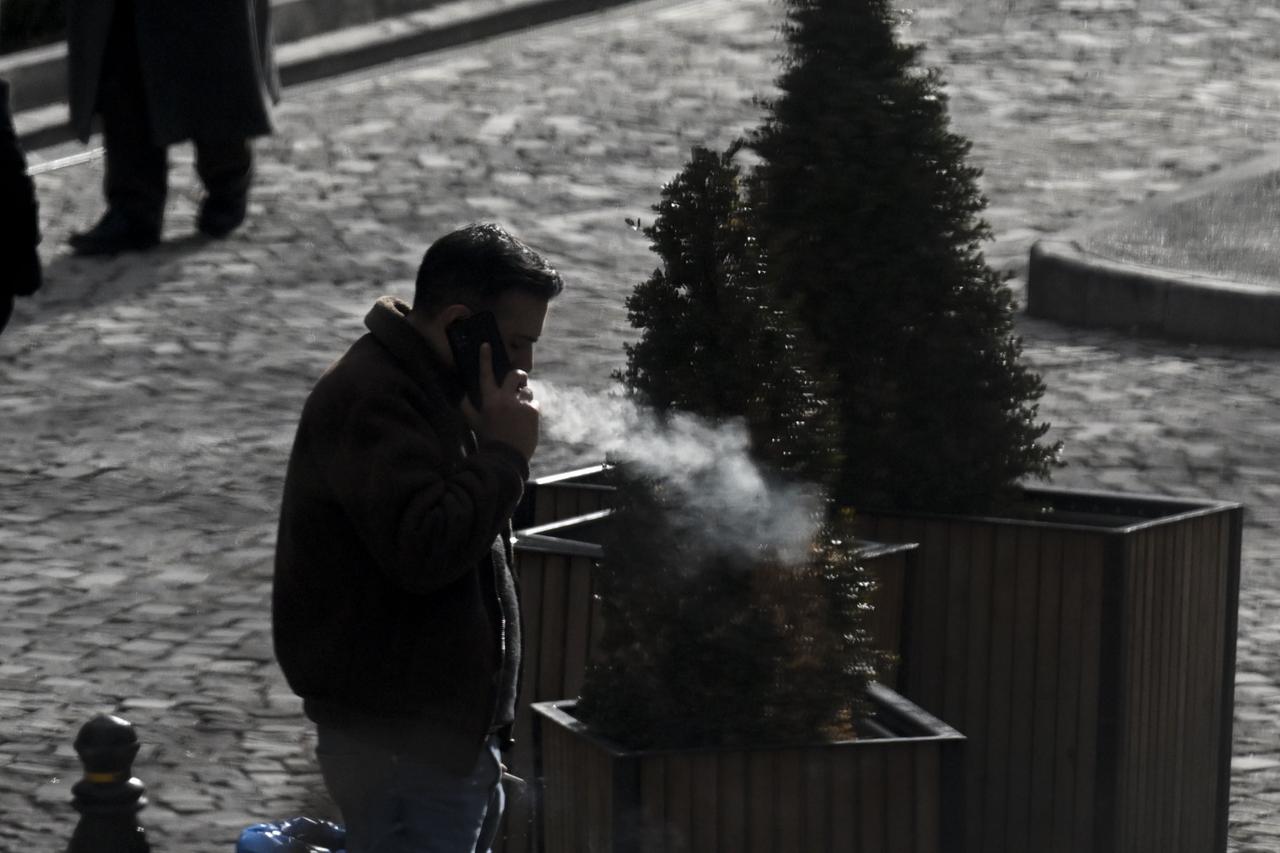 Most Turks want government change but don't trust opposition to govern: Poll