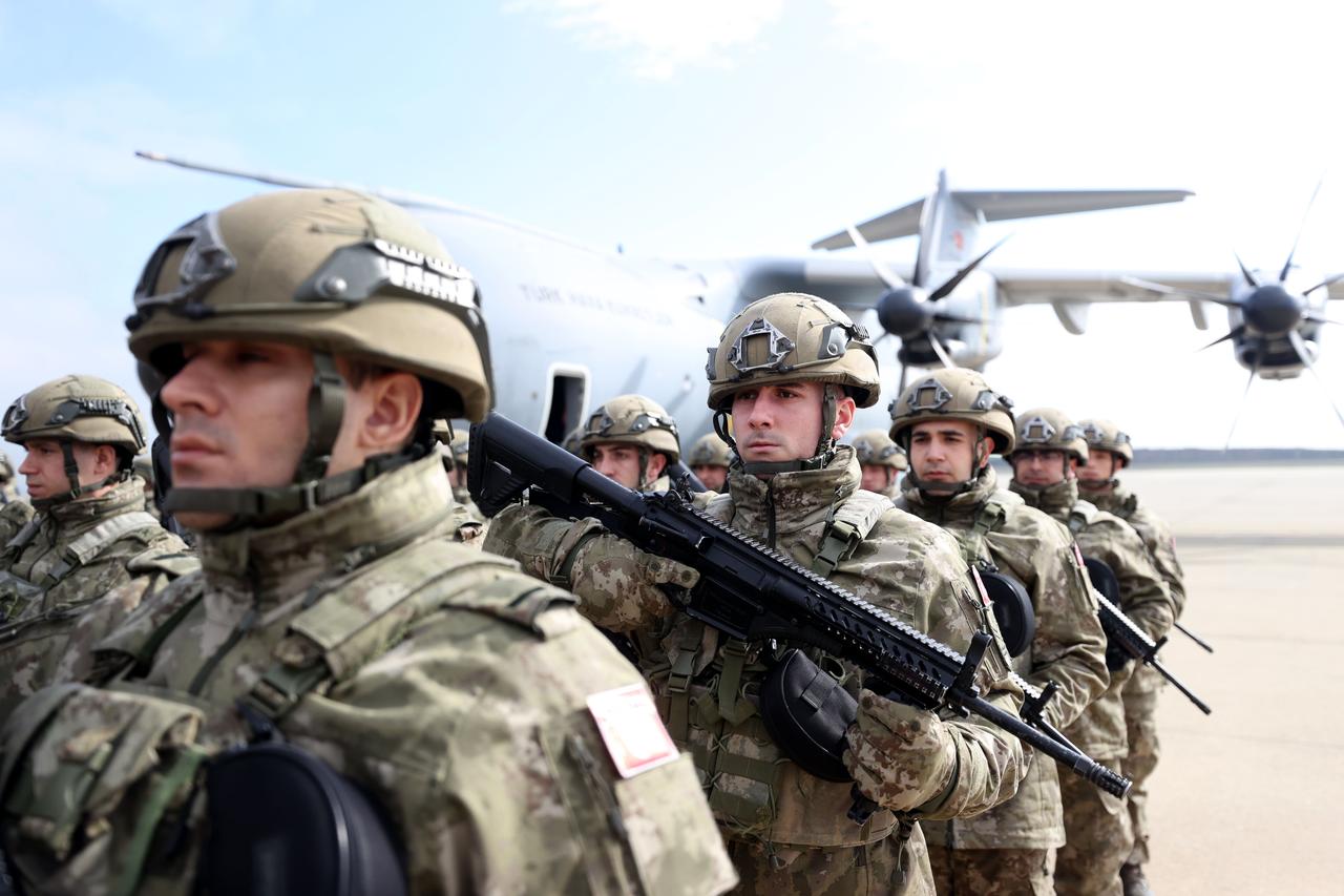 Troops of the 66th Mechanized Infantry Brigade Command are seen during a send-off ceremony held at Corlu Air Base Command in Tekirdag, Türkiye, Feb. 7, 2026. (AA Photo)